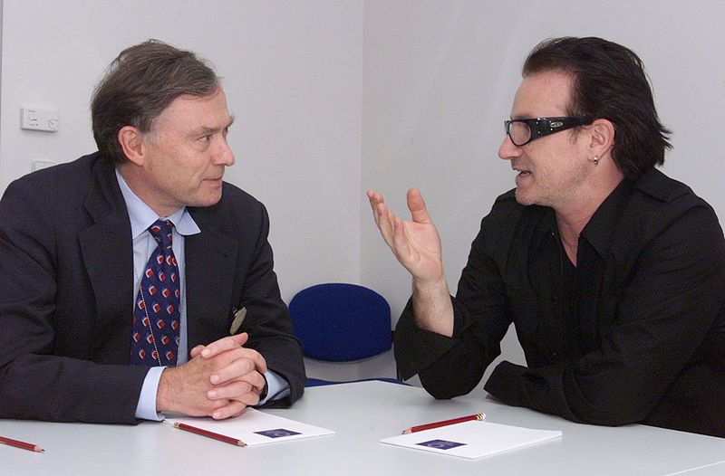 File:Bono U2 with Horst Köhler at Prague 2000 IMF.jpeg