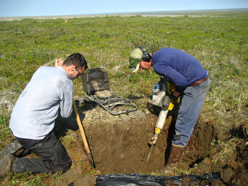File:Digging in permafrost.jpg
