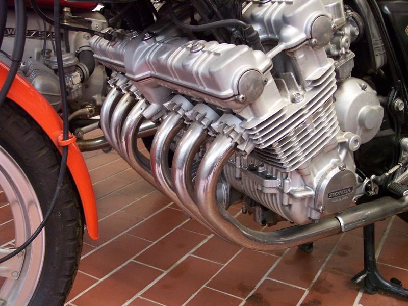 File:Honda CBX Engine Detail.jpg